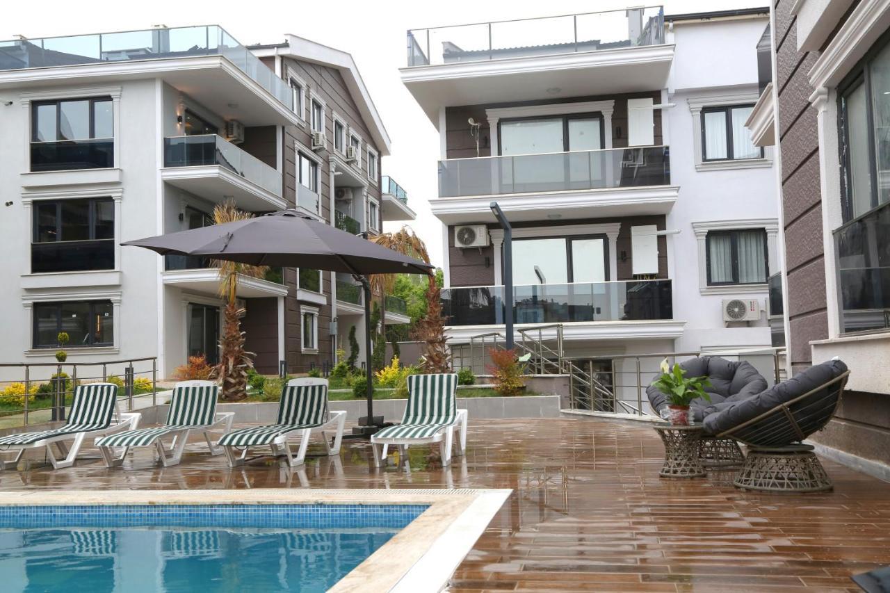 얄로바 Flower City Suits 아파트 호텔 외부 사진